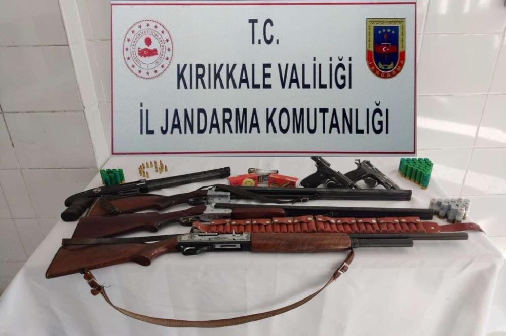 Kırıkkale'de, Ruhsatsız tabanca ele geçirildi 